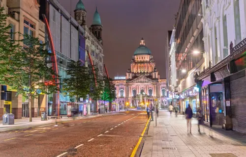 Belfast City Hall at night
